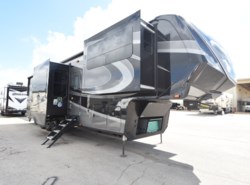 New 2020 Grand Design Momentum 376TH available in Oklahoma City, Oklahoma