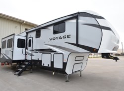 New 2020 Winnebago Voyage 3134RL available in Oklahoma City, Oklahoma