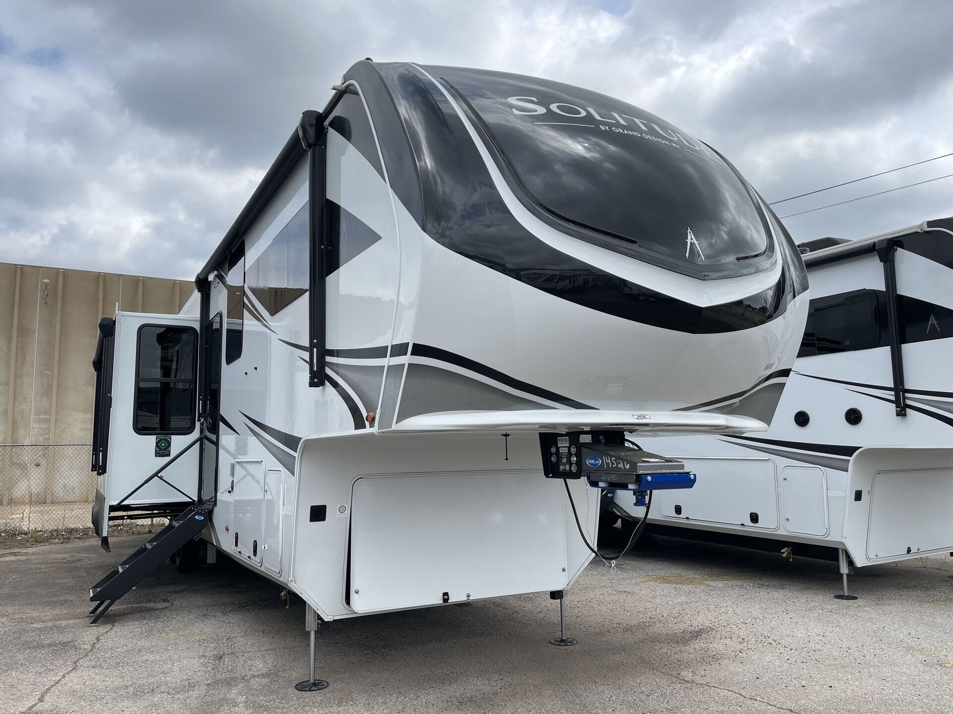 New 2025 Grand Design Solitude 391DL available in Oklahoma City, Oklahoma