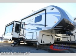 New 2018 Forest River Cardinal Luxury 3250RLX available in Perry, Iowa