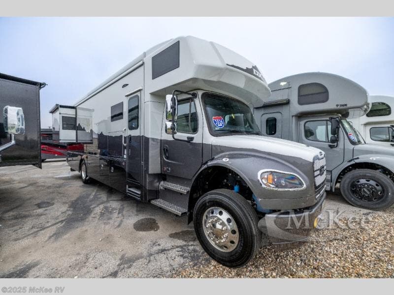 New 2026 Dynamax Corp DX3 34KD available in Perry, Iowa