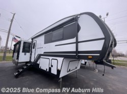 New 2025 East to West Blackthorn 3100RL available in Auburn Hills, Michigan