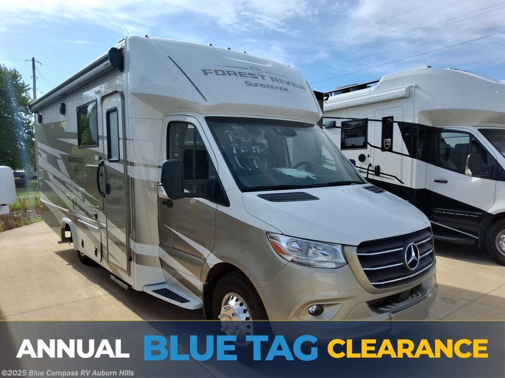 New 2026 Forest River Sunseeker MBS 2400DSB available in Auburn Hills, Michigan