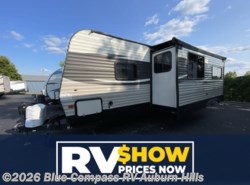 Used 2015 Prime Time Avenger 27BBS available in Auburn Hills, Michigan