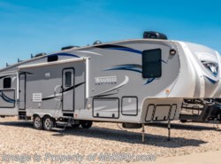 Used 2016 Winnebago Latitude 37BH available in Alvarado, Texas