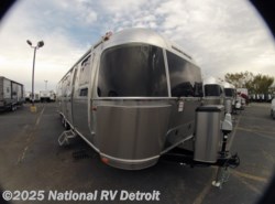 New 2019 Airstream Airstream Flying Cloud 30FB BUNK available in Belleville, Michigan