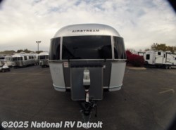 New 2019 Airstream Airstream Flying Cloud 25FB available in Belleville, Michigan
