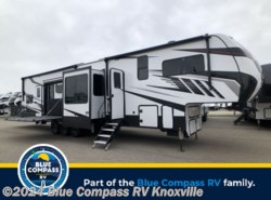 New 2023 Alliance RV Valor 42V13 available in Louisville, Tennessee