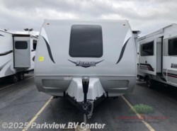 New 2019 Lance Lance Travel Trailers 1995 available in Smyrna, Delaware