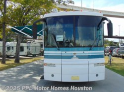 Used 2000 Winnebago Ultimate Freedom 40 JD available in Houston, Texas