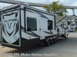 Used 2017 Dutchmen Voltage 3815 available in Houston, Texas