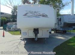 Used 2008 Dutchmen Denali 31RGBS-M5 available in Houston, Texas