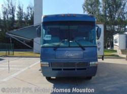 Used 2005 National RV Dolphin 5355 available in Houston, Texas