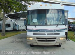 Used 2000 Winnebago Chieftain 35U available in Houston, Texas