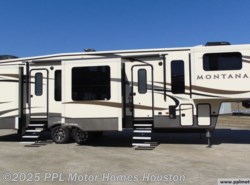 Used 2016 Keystone Montana Legacy 3711FL available in Houston, Texas