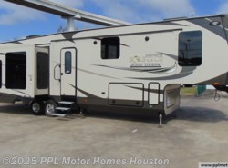 Used 2017 Starcraft Solstice 354RESA available in Houston, Texas