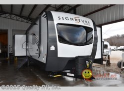 New 2019 Forest River Rockwood Signature Ultra Lite 8332BS available in Linn Creek, Missouri