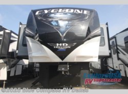 New 2020 Heartland Cyclone 4007 available in Mesquite, Texas