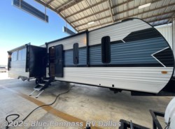 New 2025 CrossRoads Zinger 340RE available in Mesquite, Texas