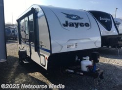 New 2019 Jayco Hummingbird 17MBS available in , Ohio