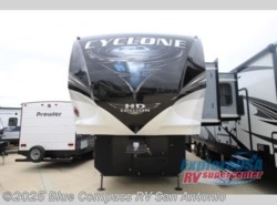 New 2020 Heartland Cyclone 4007 available in San Antonio, Texas