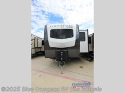 New 2020 Forest River Rockwood Signature Ultra Lite 8335SB available in San Antonio, Texas
