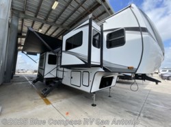 New 2025 Grand Design Reflection 360FLS available in San Antonio, Texas