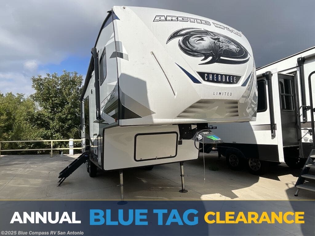 Used 2022 Forest River Arctic Wolf 261RK available in San Antonio, Texas