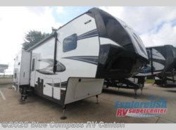 Used 2017 Dutchmen Voltage V3305 available in Wills Point, Texas