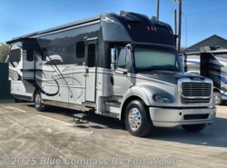 Used 2017 Dynamax Corp Dynaquest XL 37RB available in Fort Worth, Texas