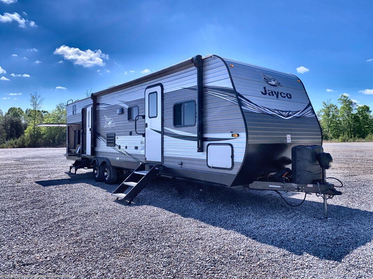 Used 2021 Jayco Jay Flight 32BHDS available in Ringgold, Virginia