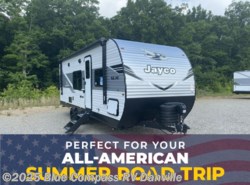 New 2026 Jayco Jay Flight SLX 225MLS available in Ringgold, Virginia
