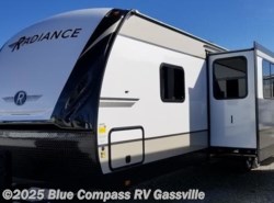New 2020 Cruiser RV Radiance Ultra-Lite R-30DS available in Gassville, Arkansas