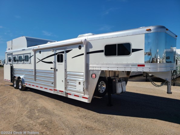 2024 Platinum Coach Outlaw 4 Horse SIDE LOAD 10'8" SW Outlaw & ONAN available in Kaufman, TX
