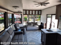 New 2022 Forest River Salem Villa 40FDEN available in Puyallup, Washington