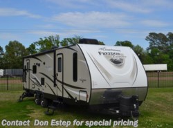 Used 2017 Coachmen Freedom Express 297RLDS available in Southaven, Mississippi