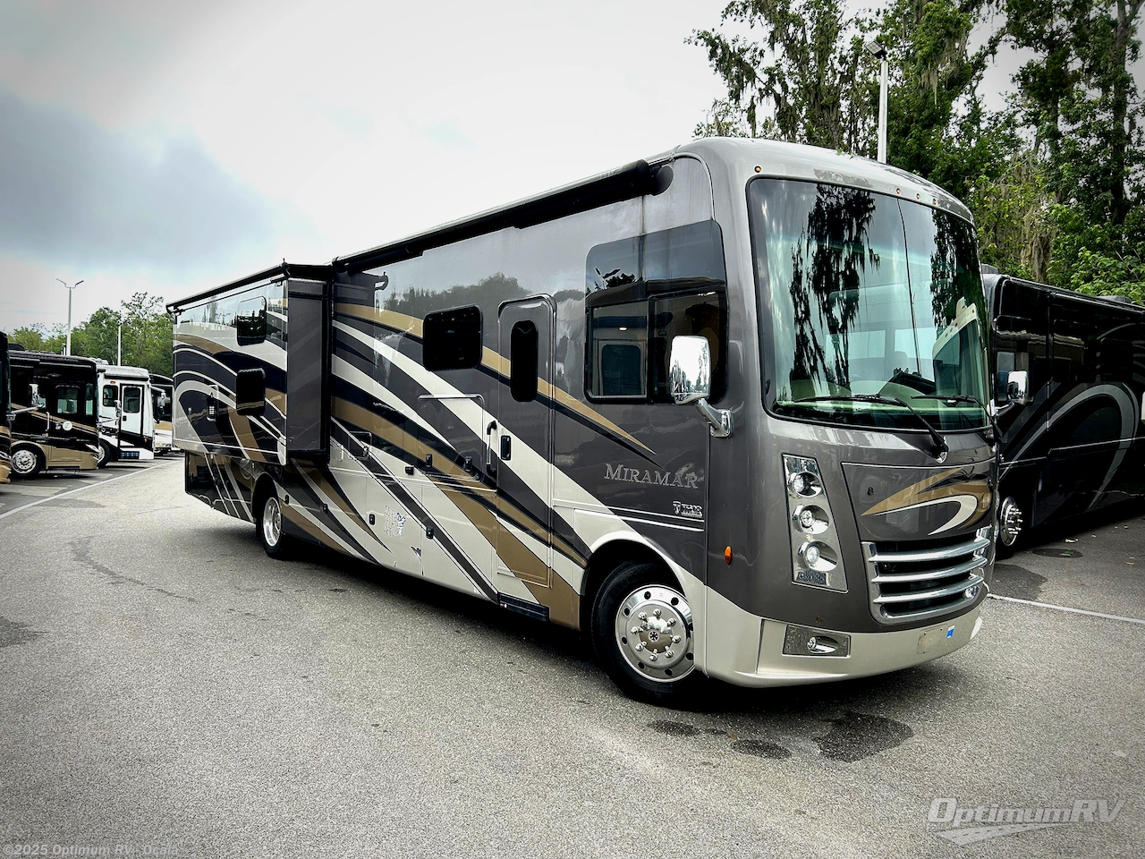 Used 2019 Thor Miramar 37.1 available in Ocala, Florida