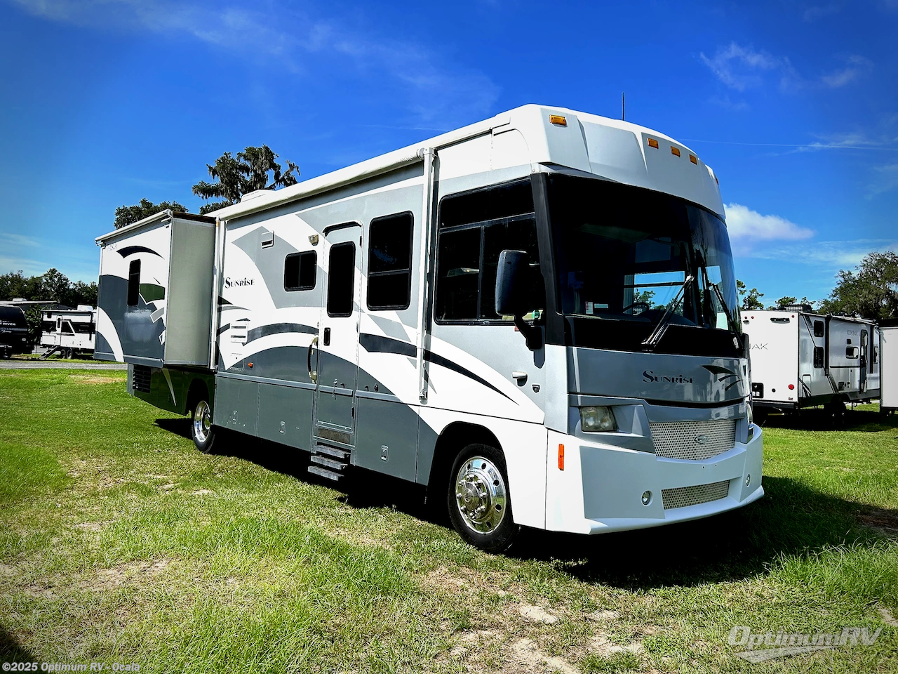 Used 2007 Itasca Suncruiser 35L available in Ocala, Florida