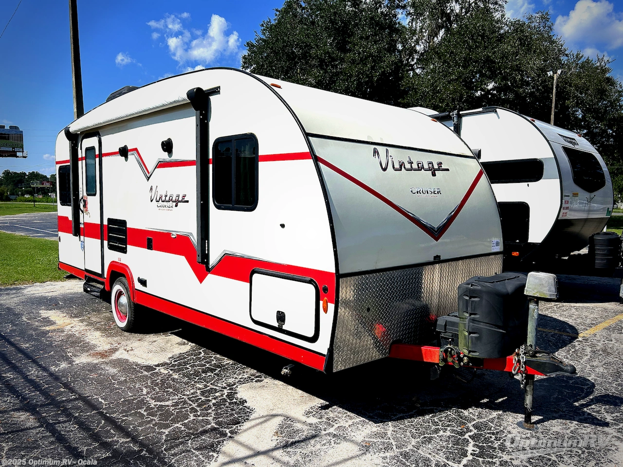 Used 2020 Gulf Stream Vintage Cruiser 19ERD available in Ocala, Florida