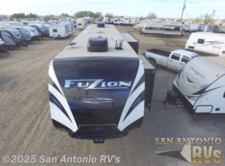 New 2018 Keystone Fuzion 427 available in Seguin, Texas