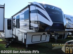 New 2019 Keystone Fuzion 419 available in Seguin, Texas