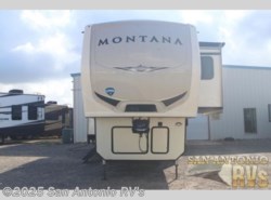 Used 2018 Keystone Montana 3561RL available in Seguin, Texas