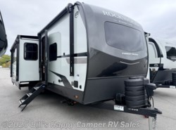 New 2026 Forest River Rockwood Signature 8336BH available in Mill Hall, Pennsylvania