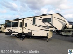 New 2019 Grand Design Solitude 3350RL-R available in Fort Myers, Florida