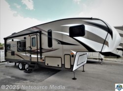 Used 2015 Keystone Cougar XLite 27RKS available in Fort Myers, Florida