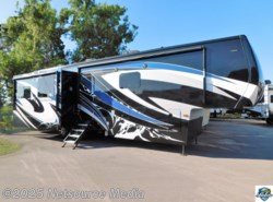 New 2020 CrossRoads Redwood 3901MB available in Fort Myers, Florida
