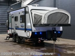 New 2019 Jayco Jay Feather X19H available in Grand Rapids, Michigan