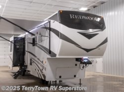 New 2020 CrossRoads Redwood 4001LK available in Grand Rapids, Michigan