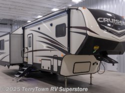 Used 2018 CrossRoads Cruiser 30MD available in Grand Rapids, Michigan