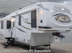 New 2021 Palomino Columbus 298RLC available in Grand Rapids, Michigan